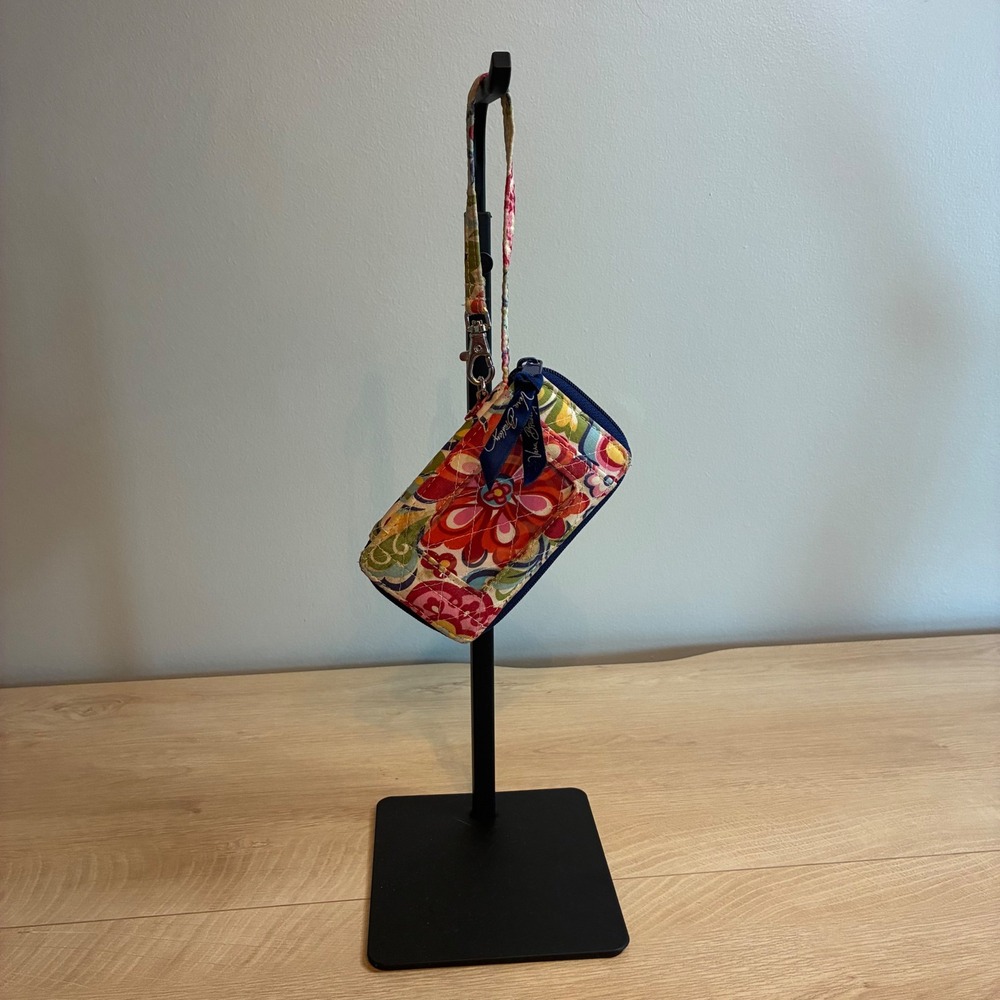 Vera Bradley Floral Quilted Cotton Wristlet Wallet Zip Around ID Window Multi